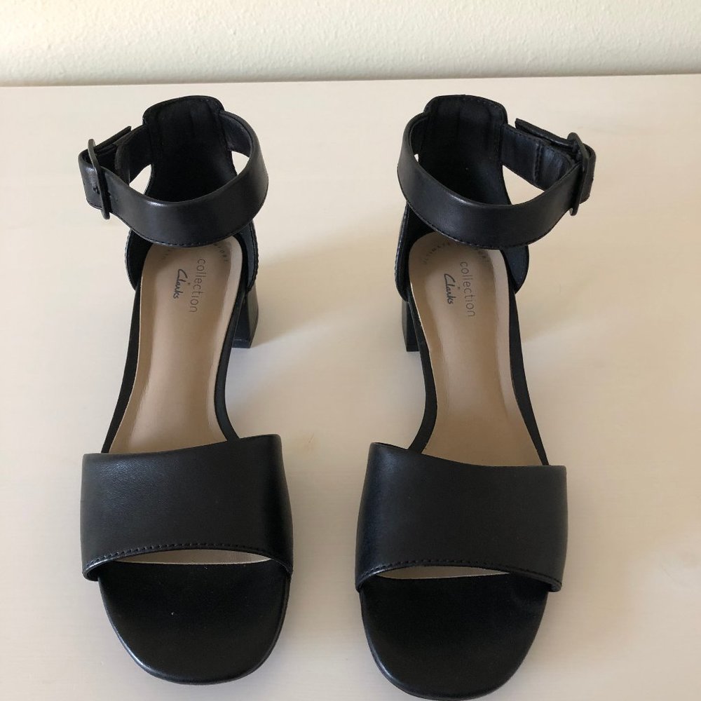 Clarks Elisa Black Leather Ankle Strap Low Heel Sandals Size 6
